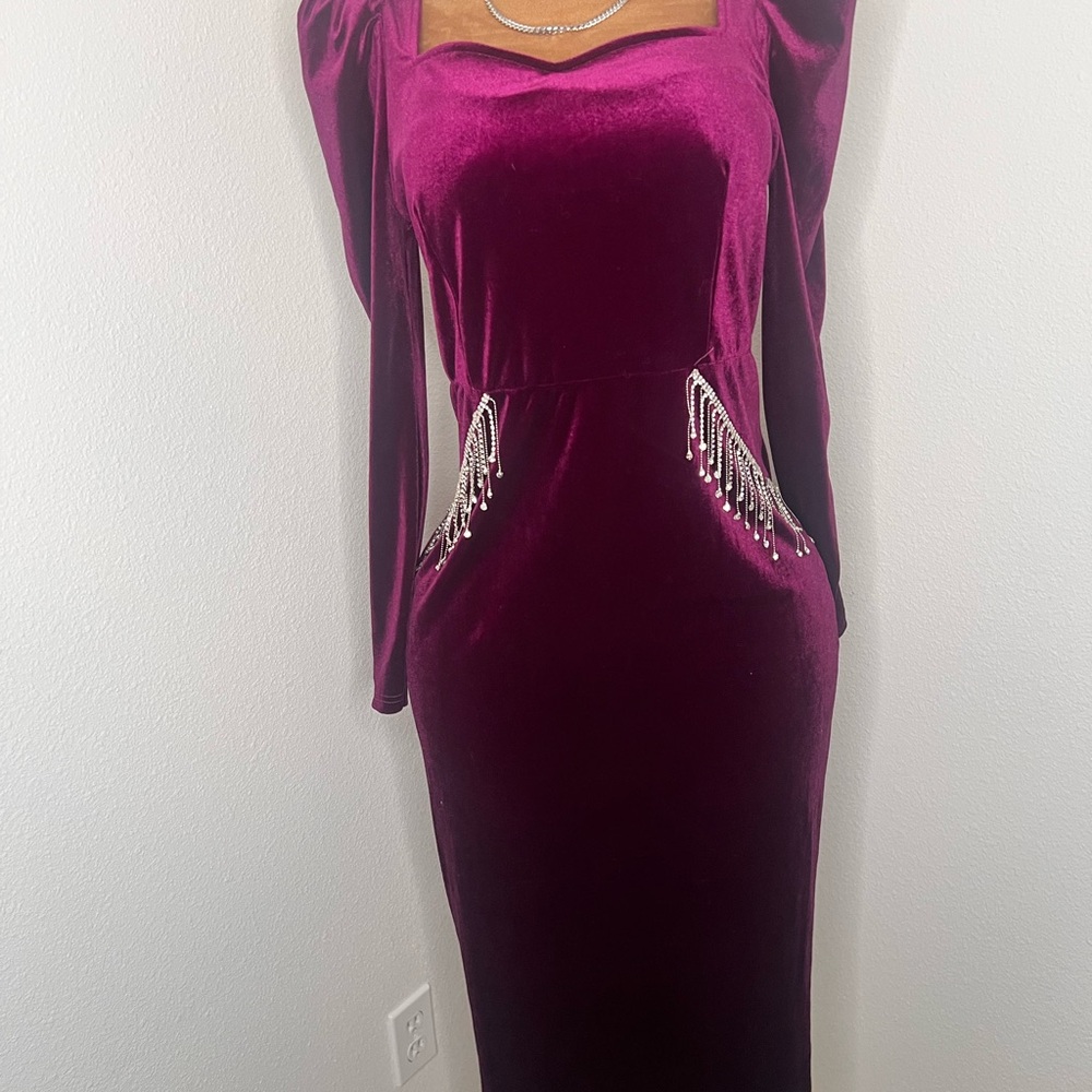 Elegant Velvet Dress with Rhinestone Accents - Purple